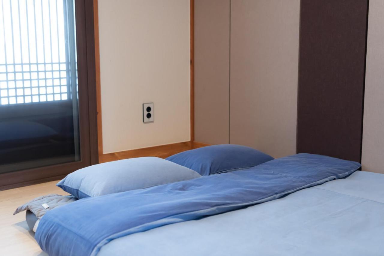 Wonhwaroo Vila Gyeongju Exterior foto